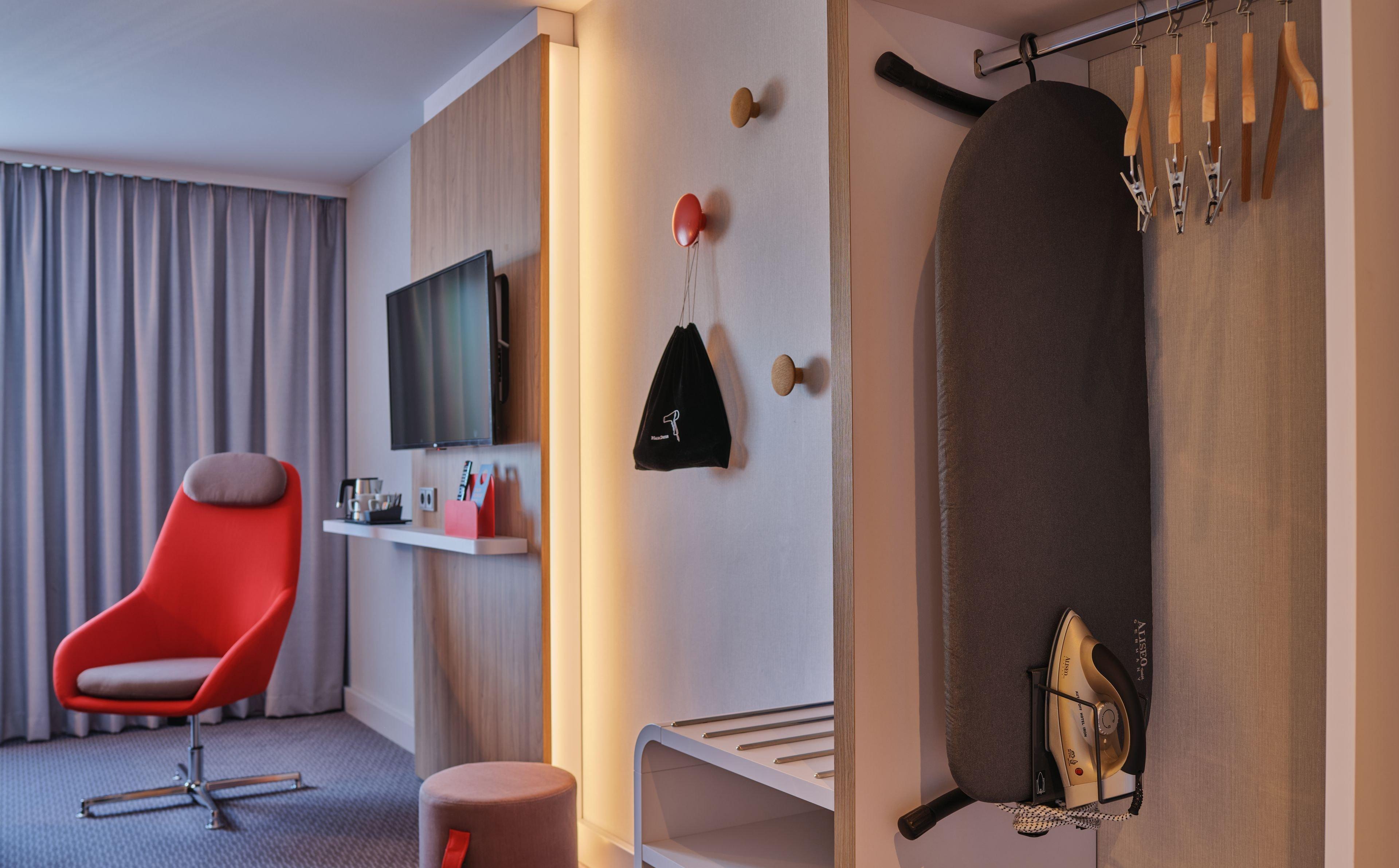 Holiday Inn Express Berlin City Centre By Ihg Exterior foto