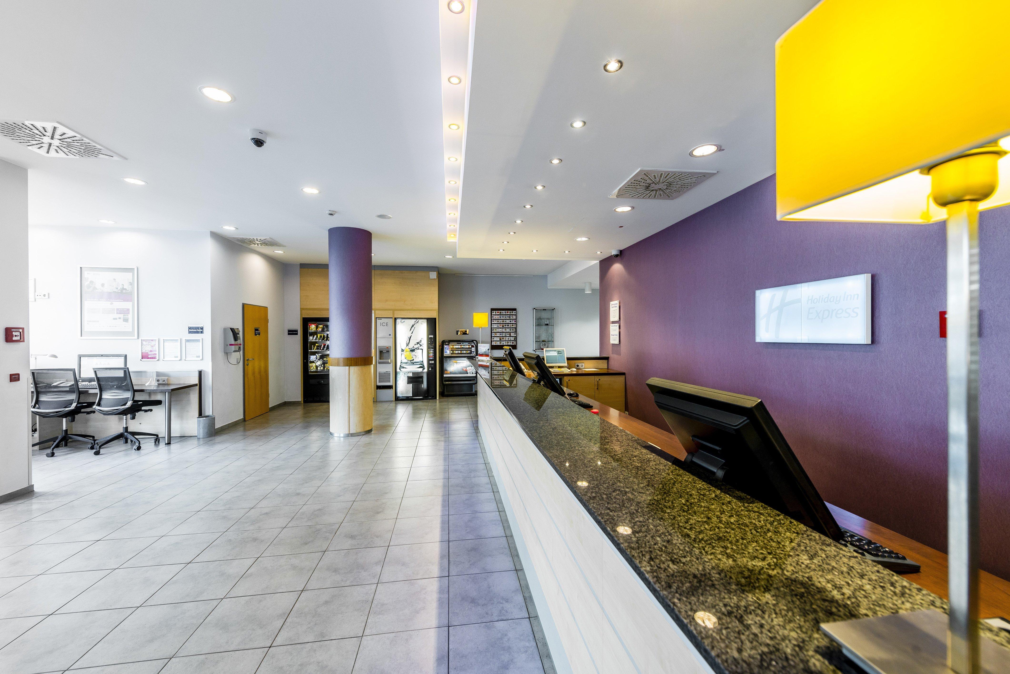 Holiday Inn Express Berlin City Centre By Ihg Exterior foto