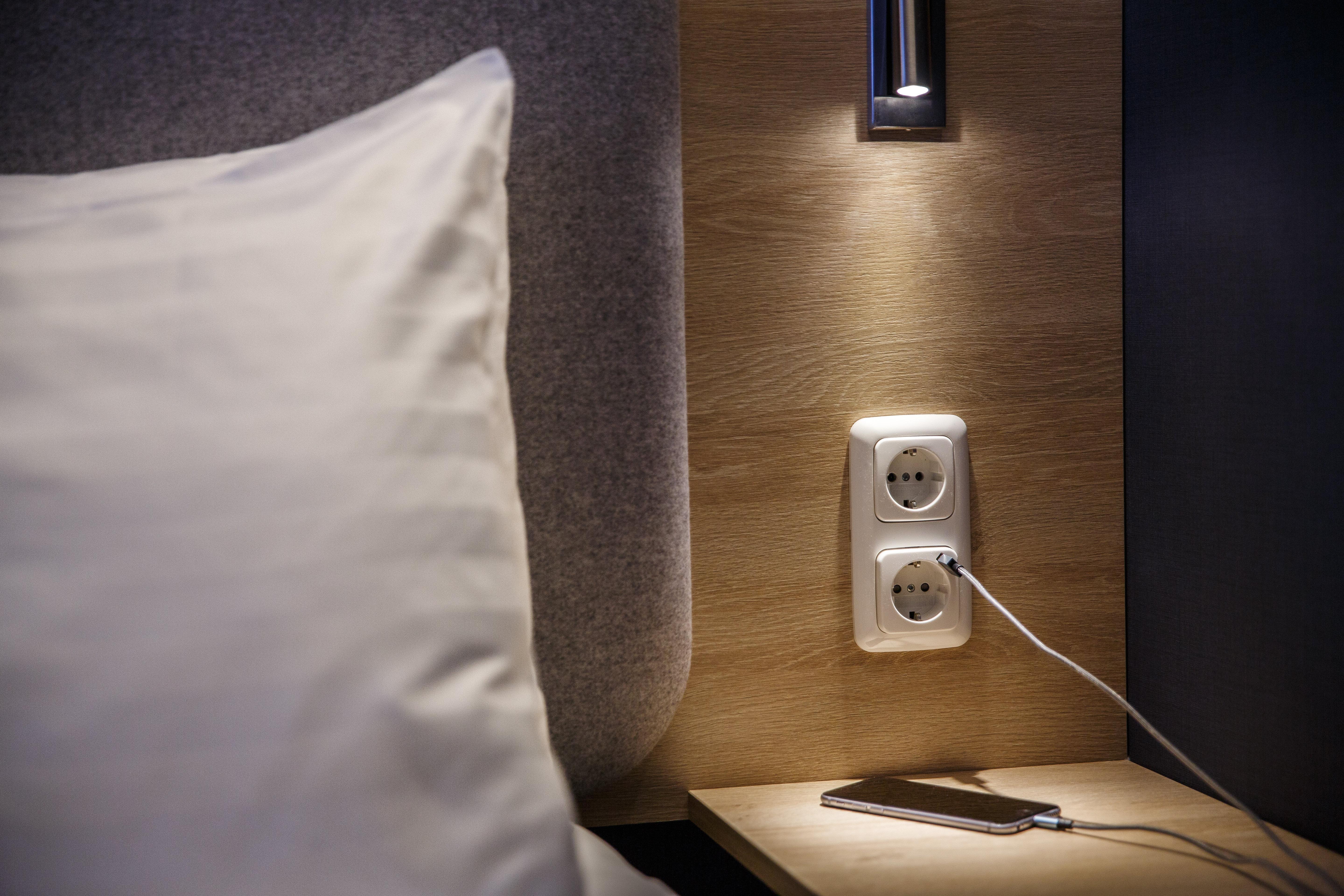 Holiday Inn Express Berlin City Centre By Ihg Exterior foto