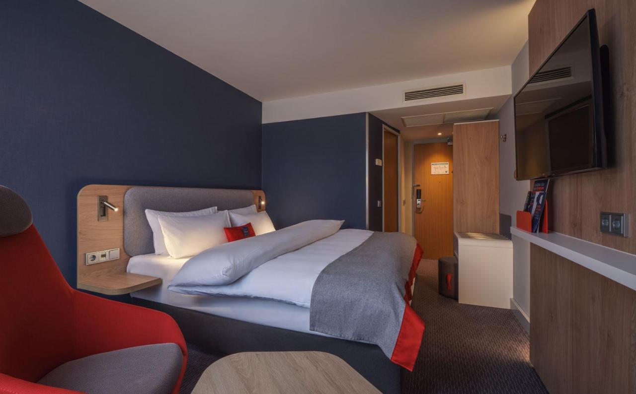 Holiday Inn Express Berlin City Centre By Ihg Exterior foto