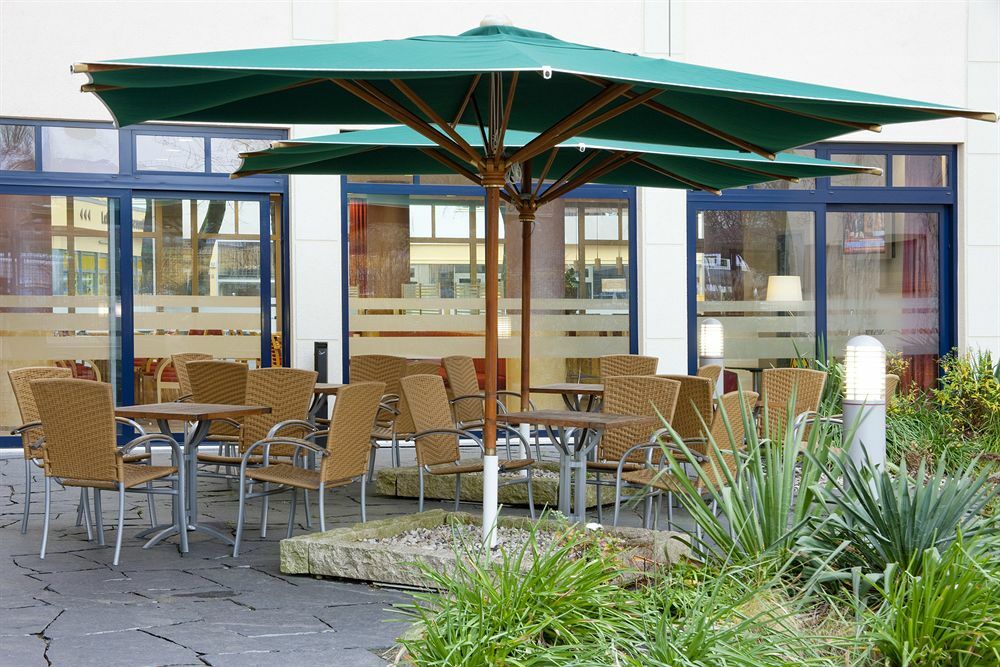 Holiday Inn Express Berlin City Centre By Ihg Exterior foto